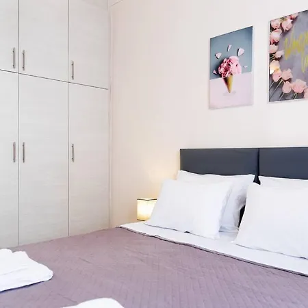 Apartament Antiopi's