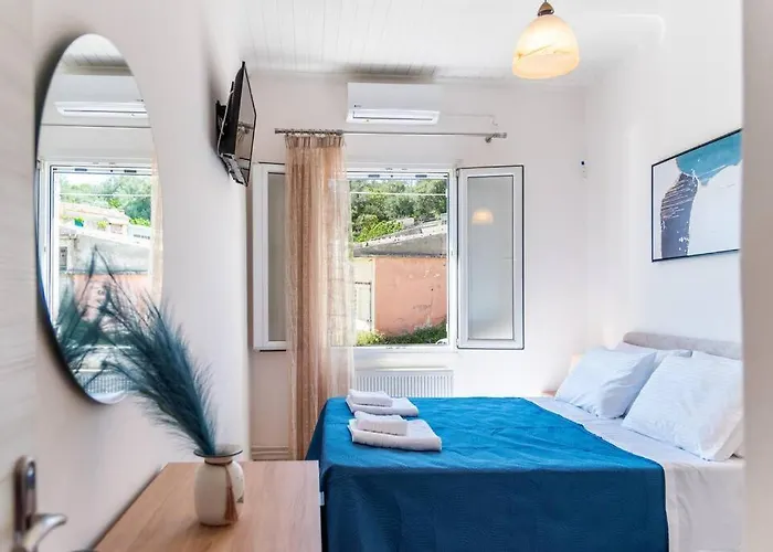 Antiopi's * Argyrades